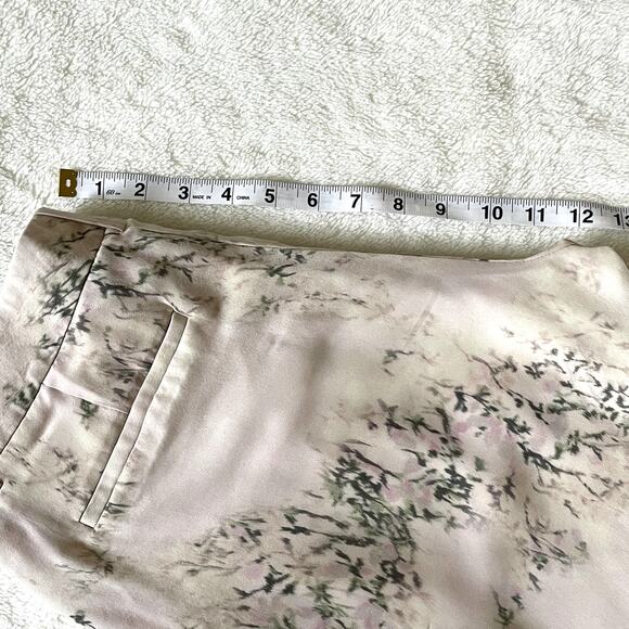 THEORY 100% Silk Ivory Floral Relaxed Chino Tapered Pleat Pants Spring Size 6 - Picture 7 of 13